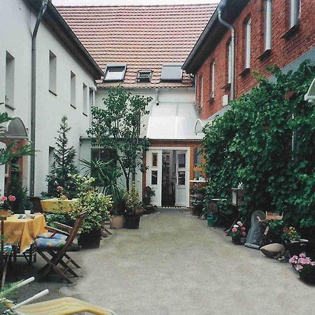 Antik Apartments Spreewald/Фечау Екстериор снимка